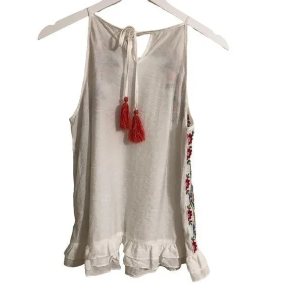 NEW THML White Embroidered Sleeveless Blouse Size S - Picture 2 of 7